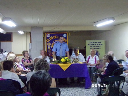 Nuestro Jefe de zona 7 abriendo la reunión de trabajo